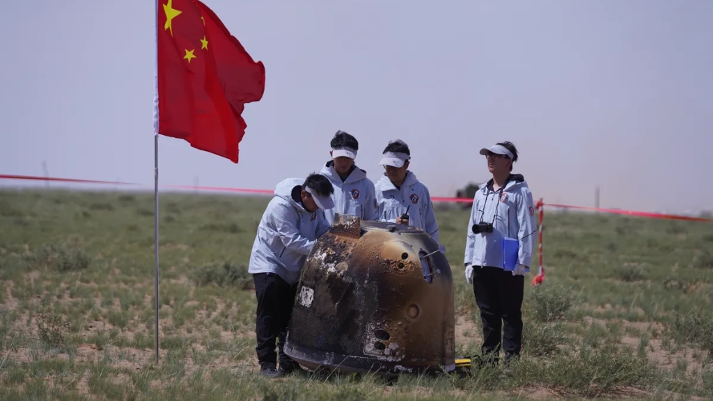 China’s Chang’e-6 Mission Return with Lunar Far-Side Samples