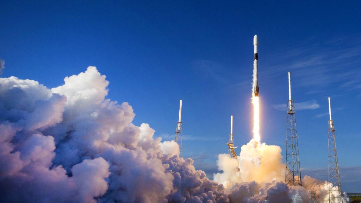 SpaceX Succeeds with Falcon 9’s Stellar Return to Flight After Previous Mishap!